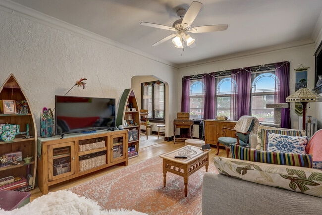 Photo - 4460 N Oakland Ave