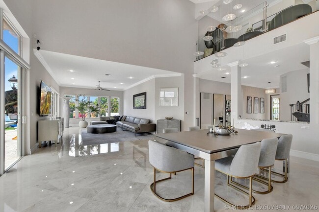 857 Havana Dr