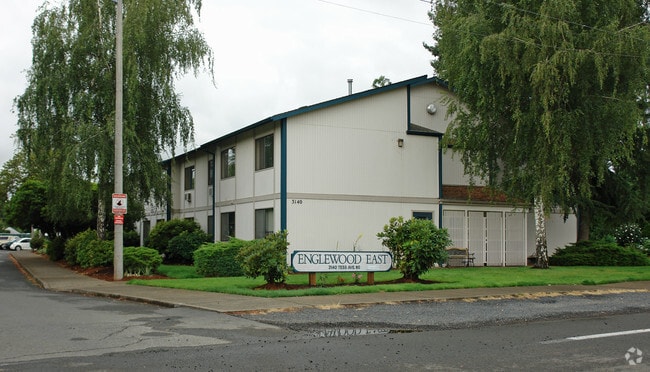 Englewood Apartments - Englewood Apartments