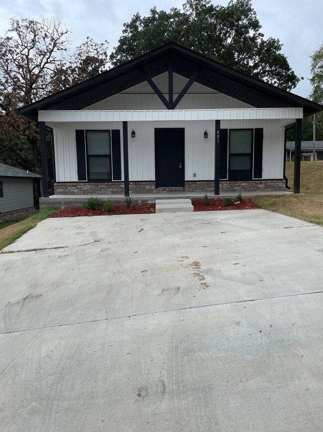 Two Bed/One Bath Home - Two Bed/One Bath Home
