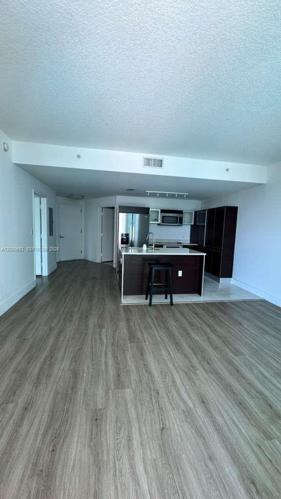 Building Photo - 1900 N Bayshore Dr Unit 1407