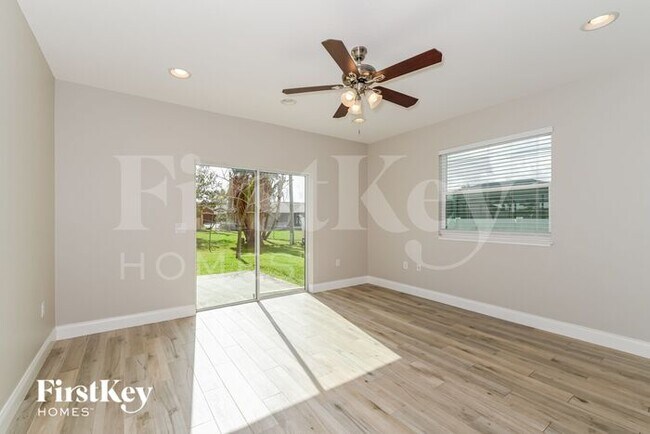 Photo - 1215 SW 11th Pl