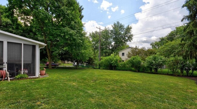 Photo - 303 Greenglade Ave