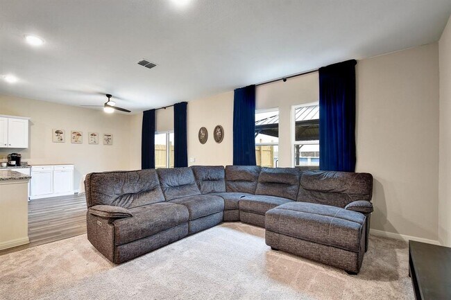 Photo - 414 Plateau St