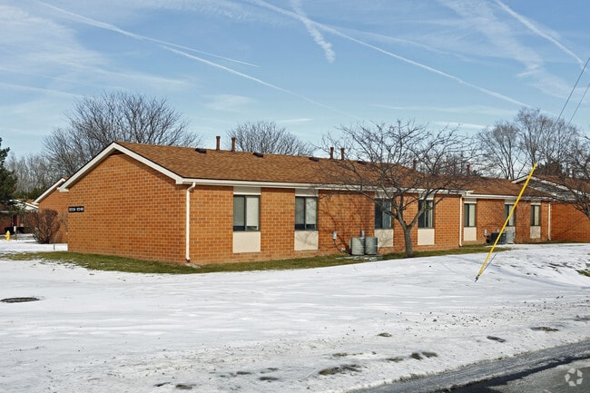 Photo - Charles Crest Apartments