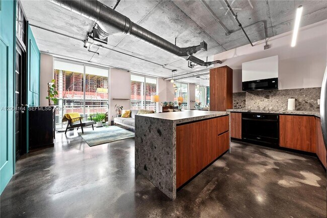 Photo - 444 NE 30th St Unit 602