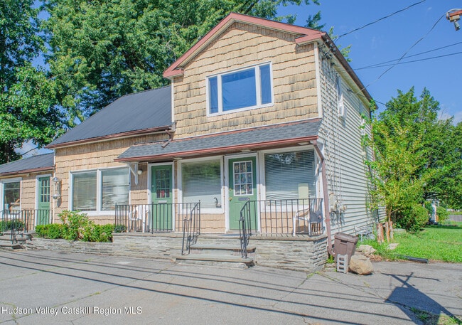 Building Photo - 349 Lucas Ave
