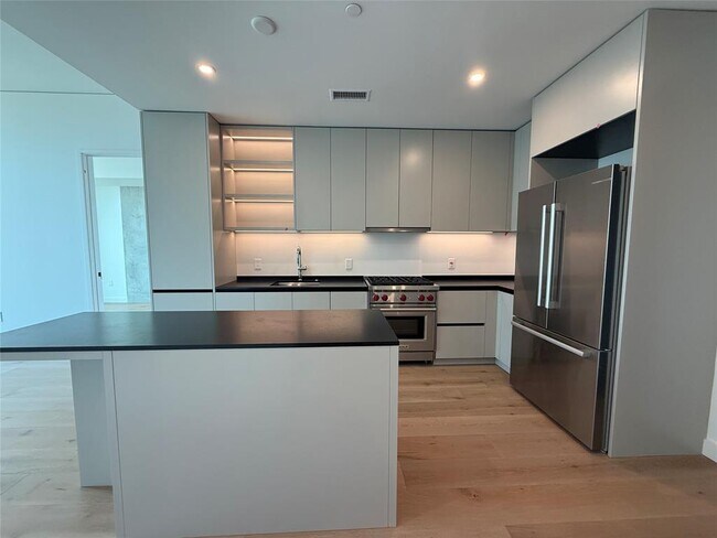 Building Photo - 610 Davis St Unit 3104 Rental