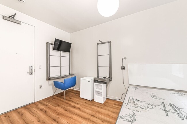 Photo - 335 Pacific Avenue