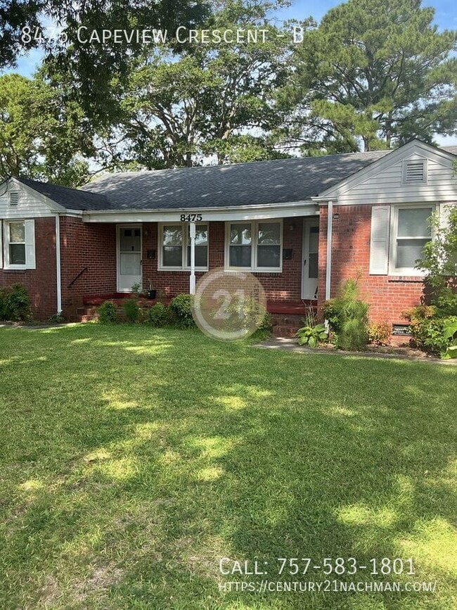 Photo - 8475 Cape View Crescent Unit B