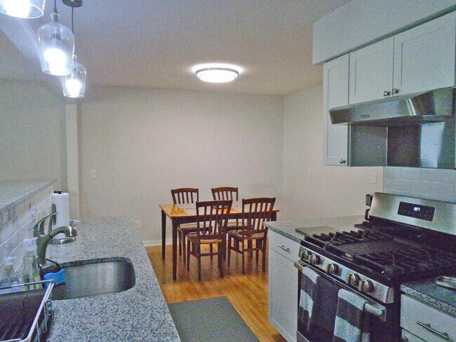 616 Leona Dr