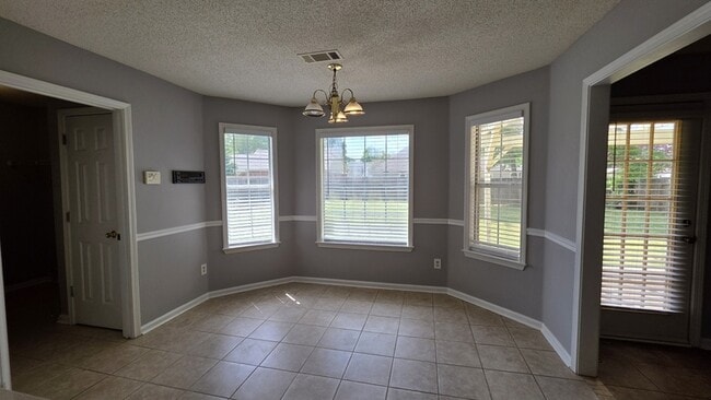 Photo - 1471 Wolf Ridge Dr