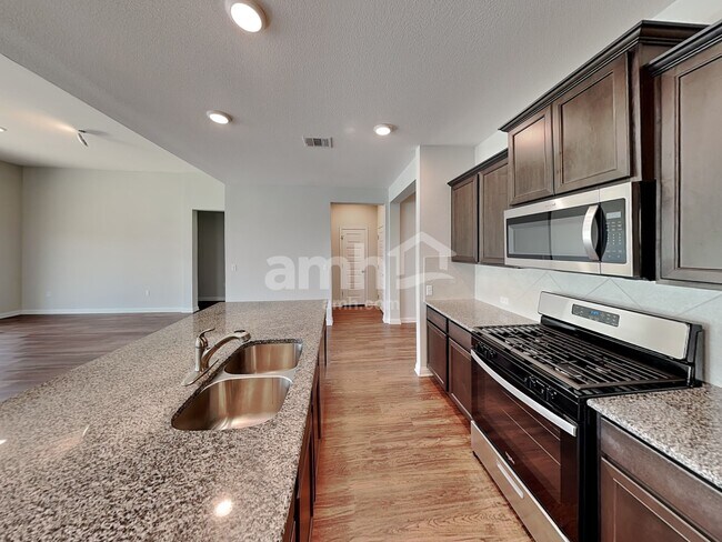 5801 Kara Dr