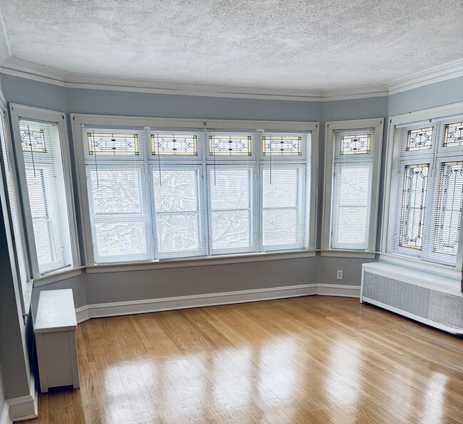 Photo - 8223 S May St Unit 2