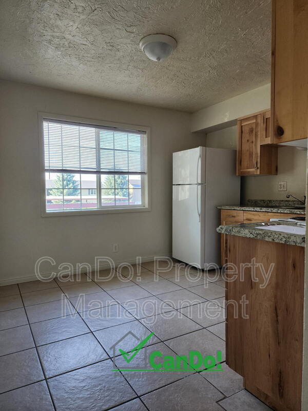 Photo - 250 Carol Dr Unit #1