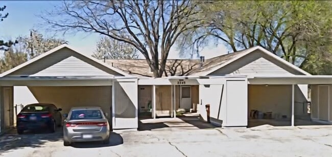 Building Photo - 2248 W 3650 S Unit Apt #1