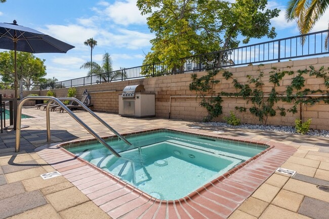 Beachpoint Apartments