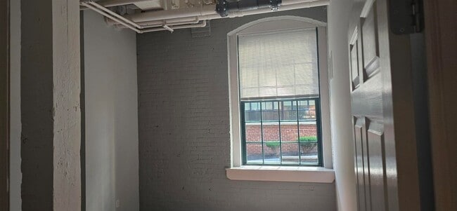 Photo - 160 Lafayette St Unit 52111