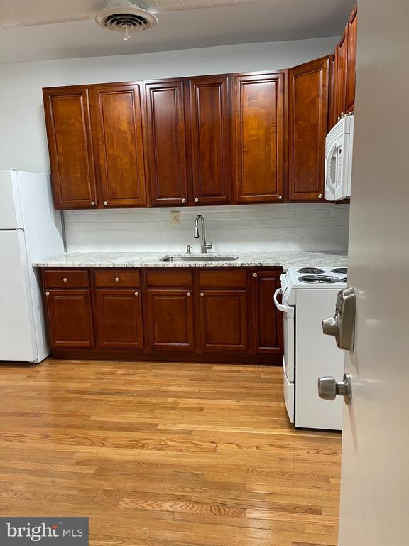 Photo - 1715 South St Unit APT 2