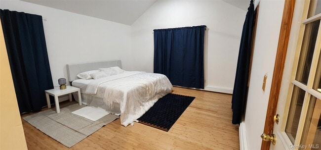 Photo - 150 E Walnut St