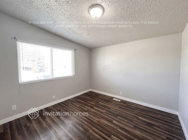 2625 Ridgeland Dr