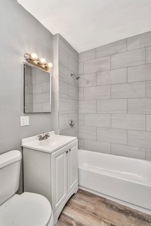 Photo - 352 Norfolk St Unit 1