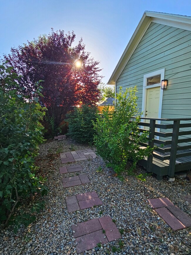 Photo - 145 W Goltz Ave House