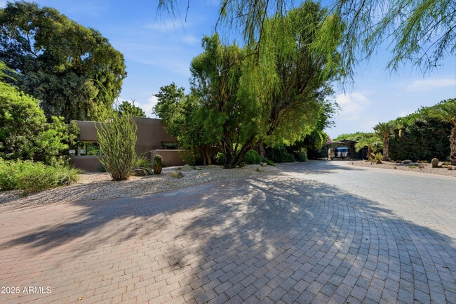 Photo - 6112 E Mockingbird Ln