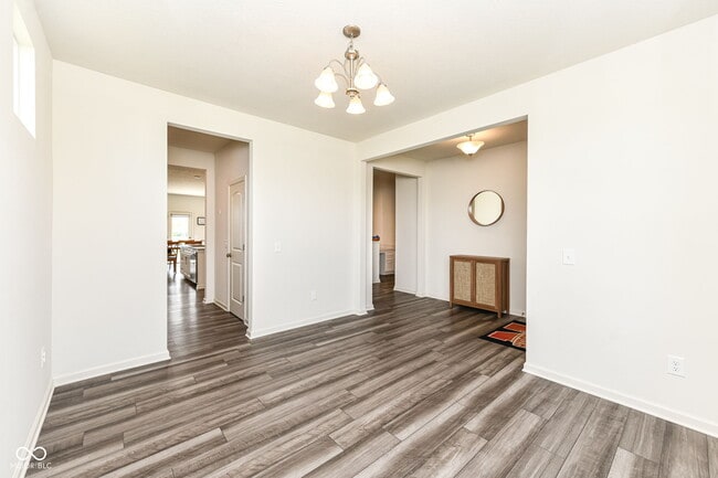 Photo - 7101 Oak Trce Ln
