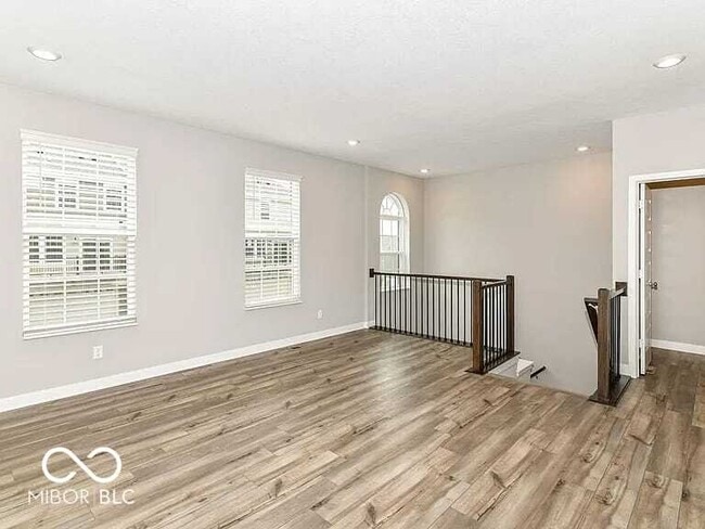 Photo - 6886 Sunstone Pl