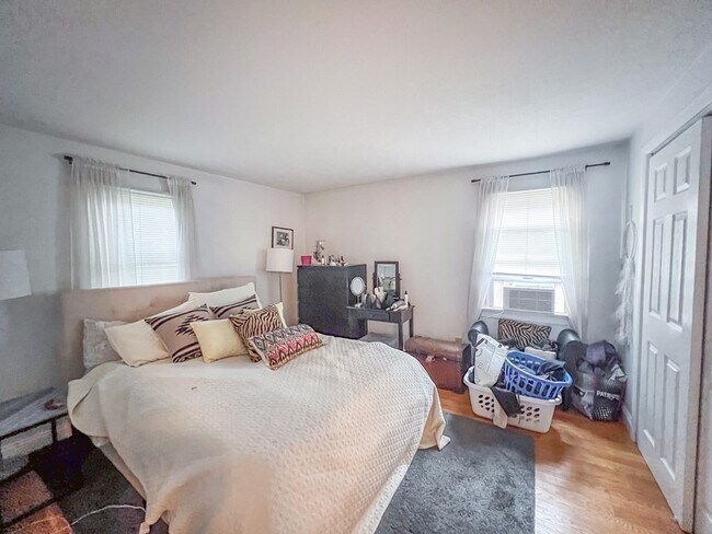 Photo - 18 Germain Ave Unit 3
