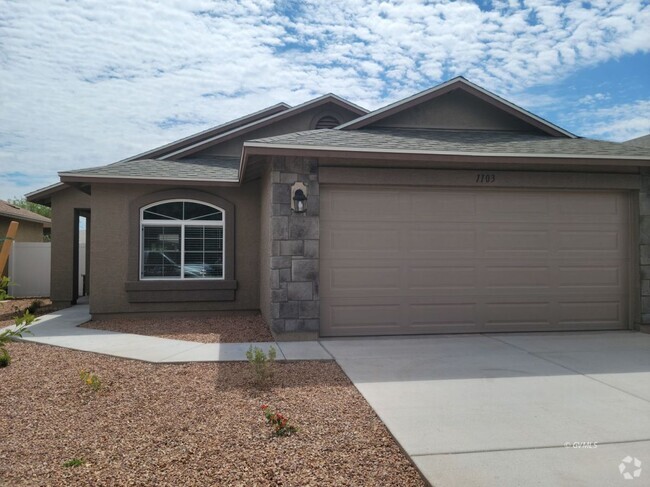 Building Photo - 1103 S Gila Ave Rental