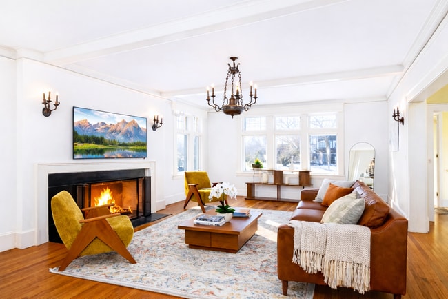 Building Photo - 671 Prospect St