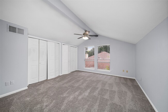 Building Photo - 21627 Park Brook Dr