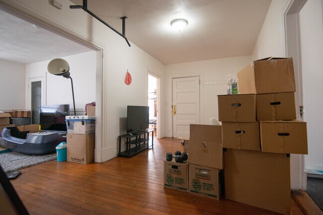 Photo - 46 Gardner St Unit 3