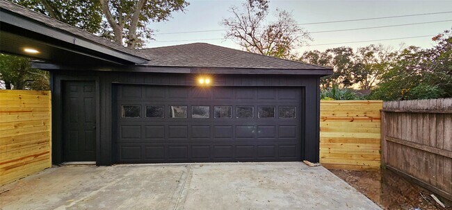 Photo - 18630 Prince William Ln