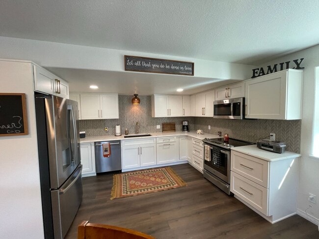 Building Photo - Basement Apartment in Monument