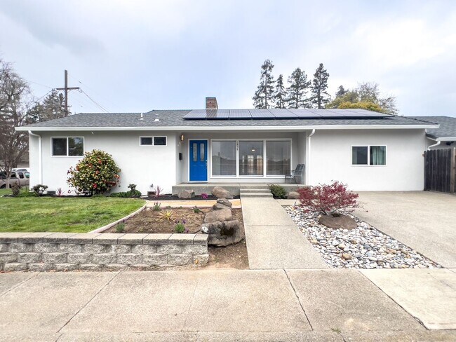 Newly Renovate 5 Bedroom Napa House - Newly Renovate 5 Bedroom Napa House
