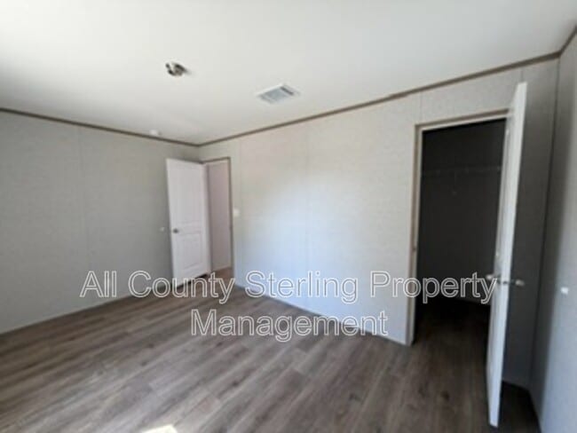 Photo - 139 SE Perfect Ct