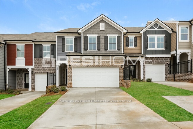Building Photo - 175 Aurora Ln