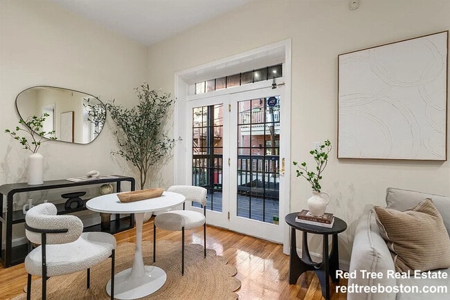 Building Photo - 59 Fort Ave Unit 1