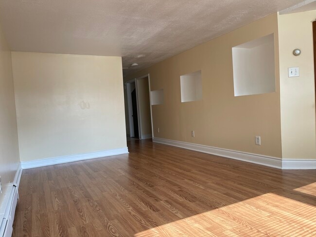 Living Room - 6125 S Kilpatrick Ave Unit 1G