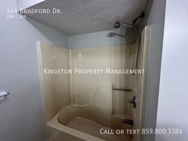 Photo - 144 Bradford Dr