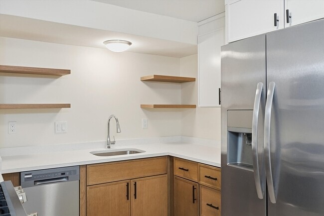 Photo - 237 Main St Unit A4