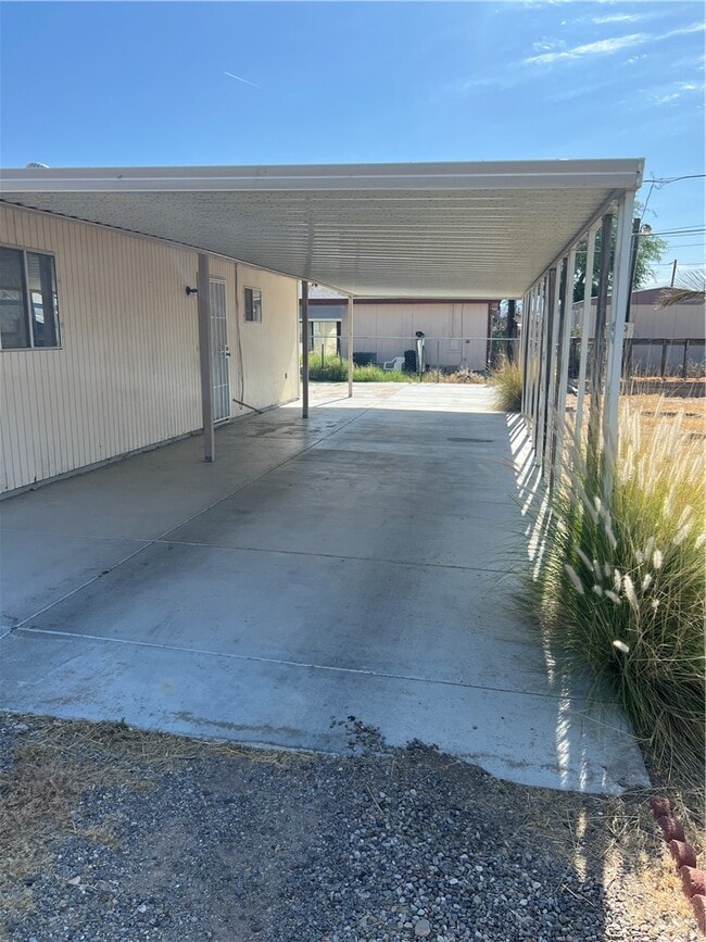 Photo - 2040 Swan Cove N