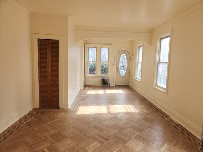Photo - 1300 E 39th St Apartment