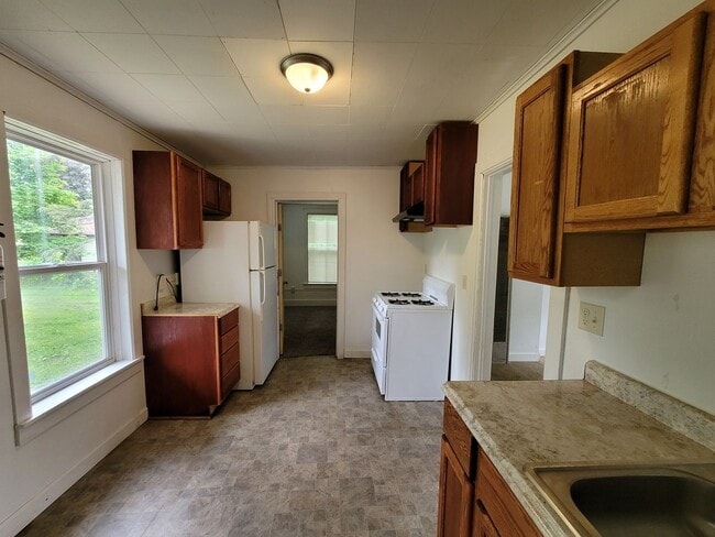 Photo - 2411-2415 Gowen St Unit 2411