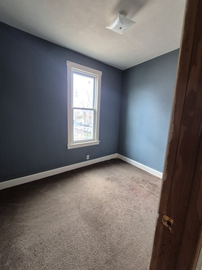 Photo - 4616 S Rockwell St