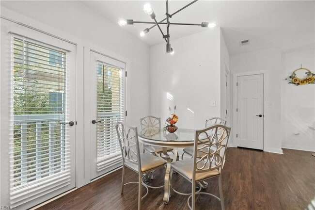 Photo - 7922 Shore Dr