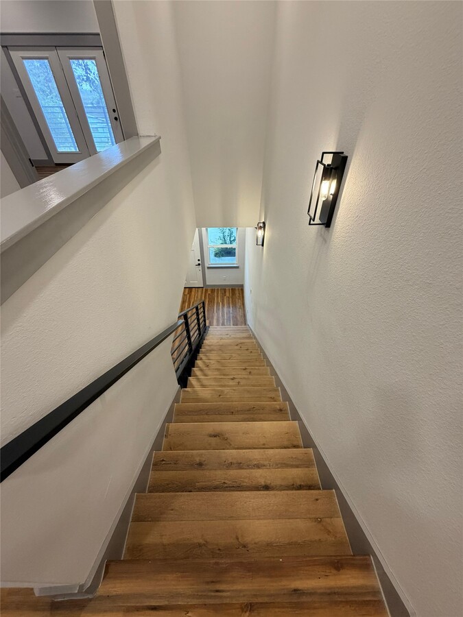 Photo - 1002 Natchez Ave